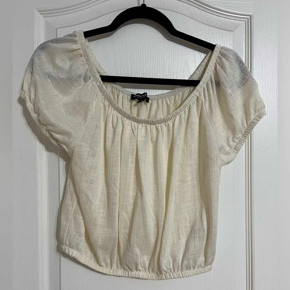 White Off/On Shoulder Crop Top
